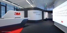 3M Center-Schild
