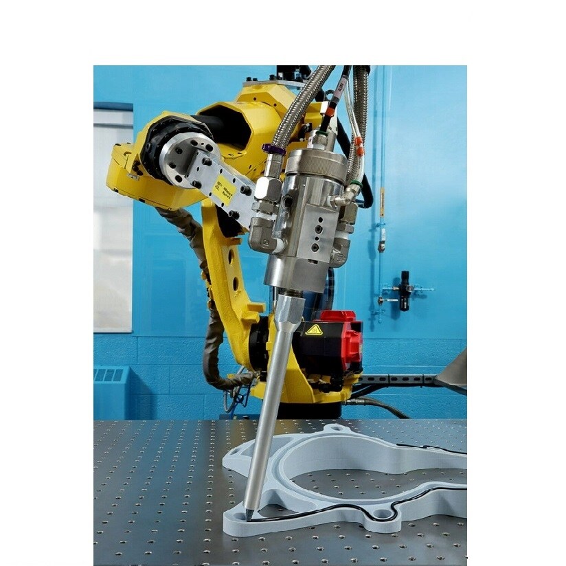 Auftrag von flüssigem Klebstoff
