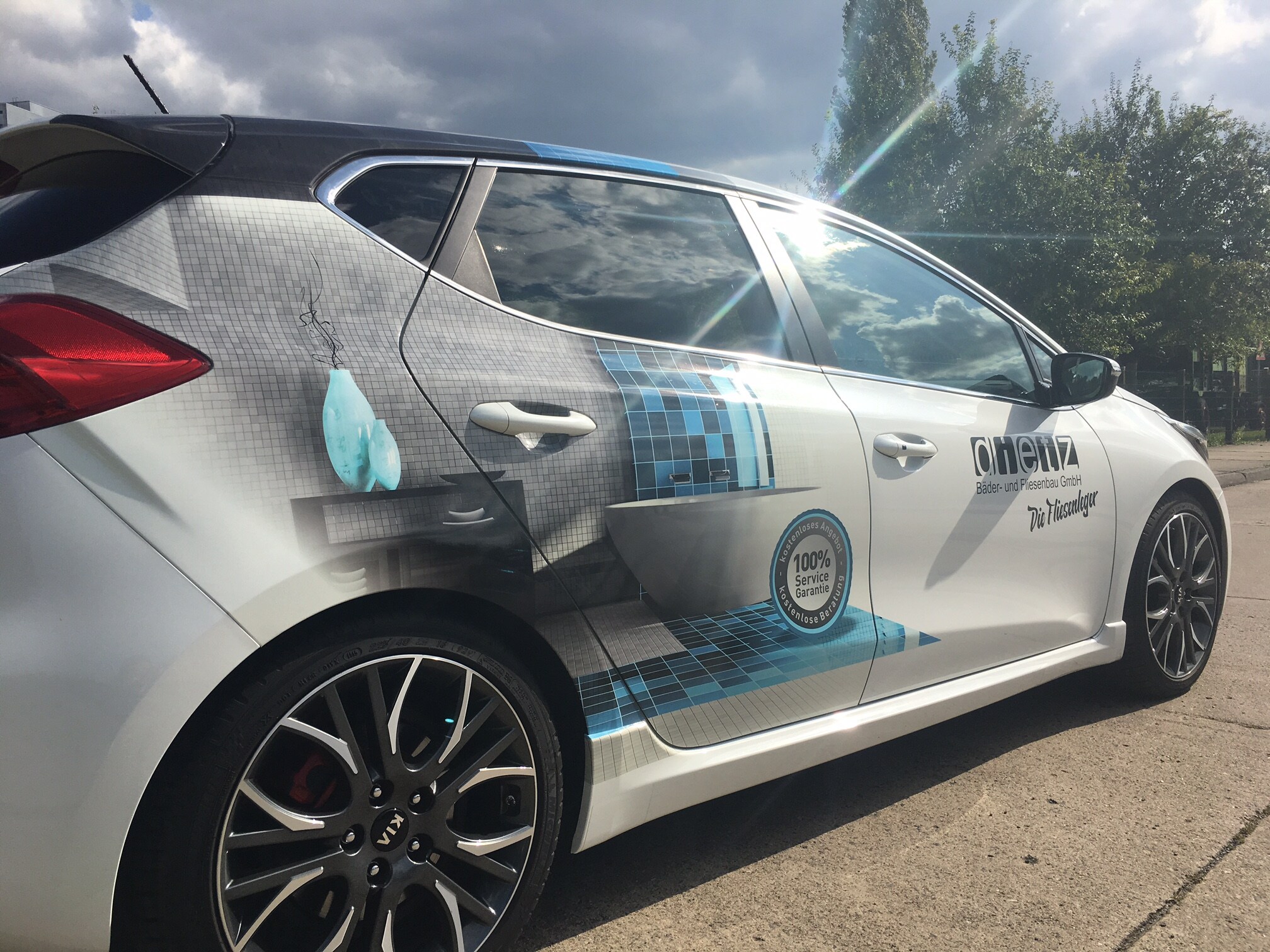 Select Partner: Pat & Patachon, Berlin, Deutschland – Film: 3M™ Print Wrap Film IJ180mC-114, transparent
